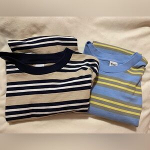 Aritzia TNA shirts S, lot 2